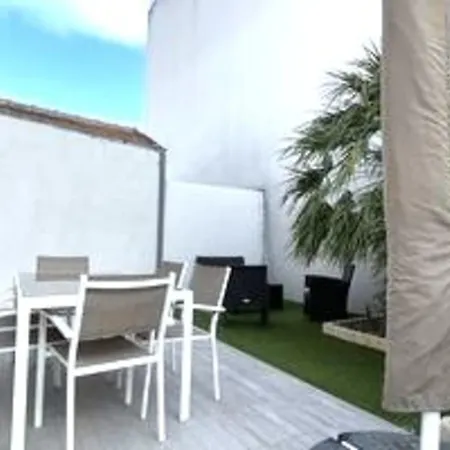 Appartamento Cozy Cocoon Of With Terrace And Garden *